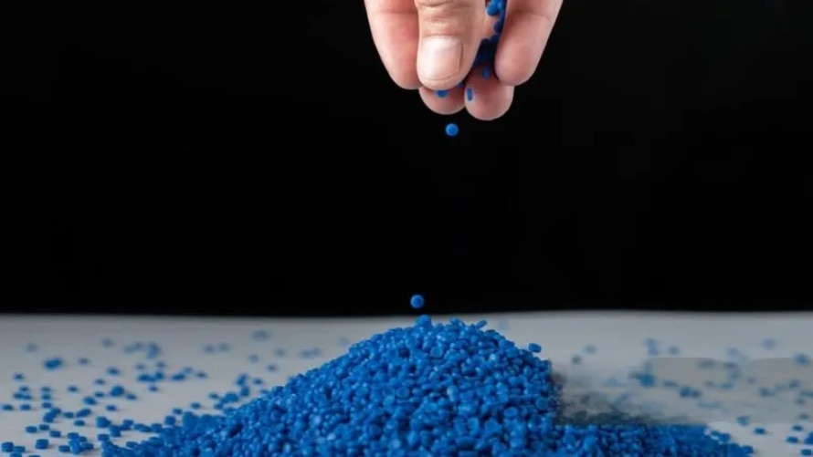 HIPS plastic is a polystyrene modification that resists impacts.